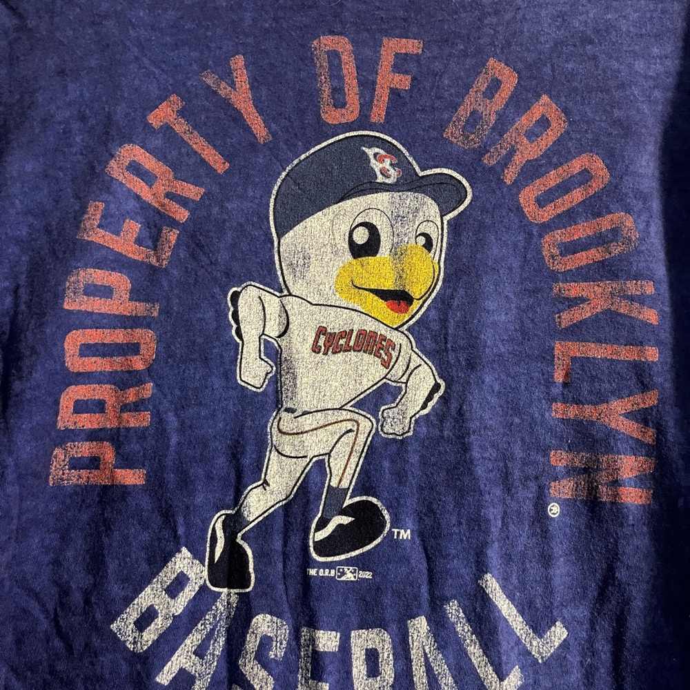 Property of the Brooklyn Cyclones Baseball Men’s blue shirt 2XL Retro Brand